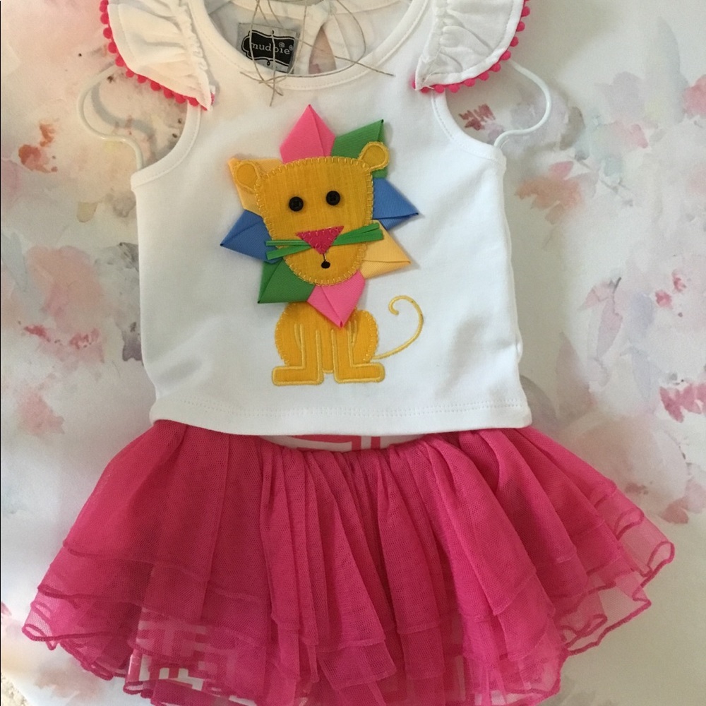 NWT Mud Pie 2 Piece Outfit 0-6 Months